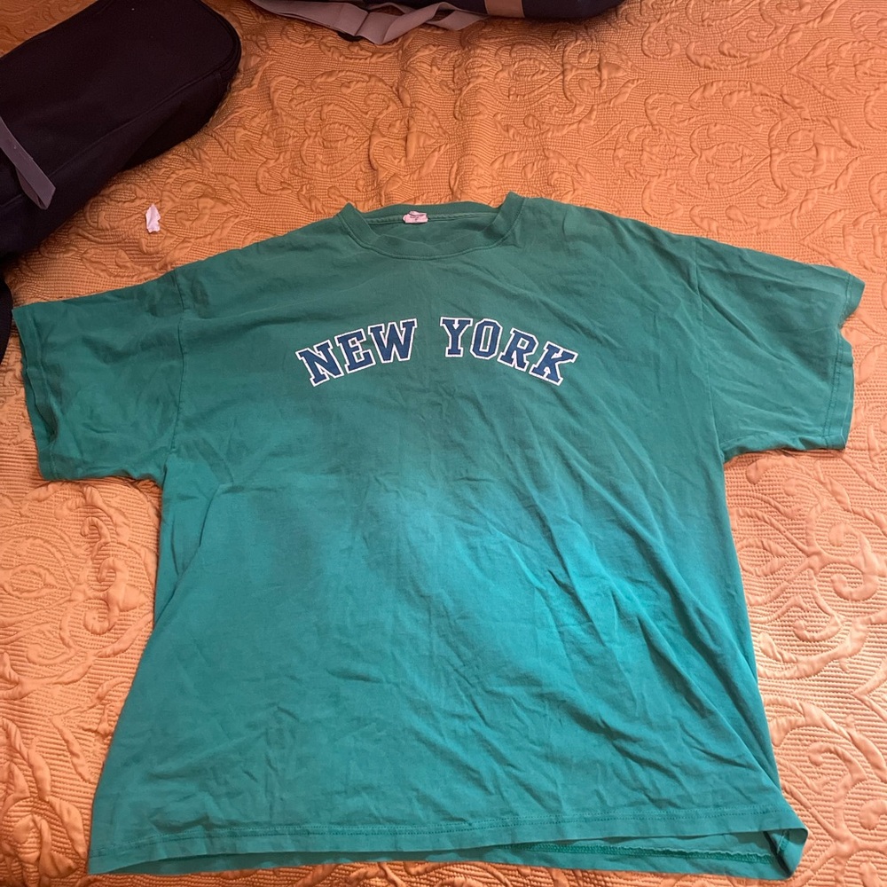 Vintage Green New York Graphic T-Shirt